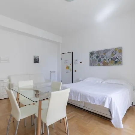 Апартаменты Simplistic In Near Seabeach Санремо